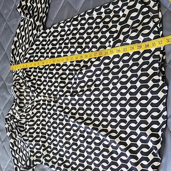 Mud Pie Women's Longsleeve Top Size Large Black & White - Picture 10 of 10